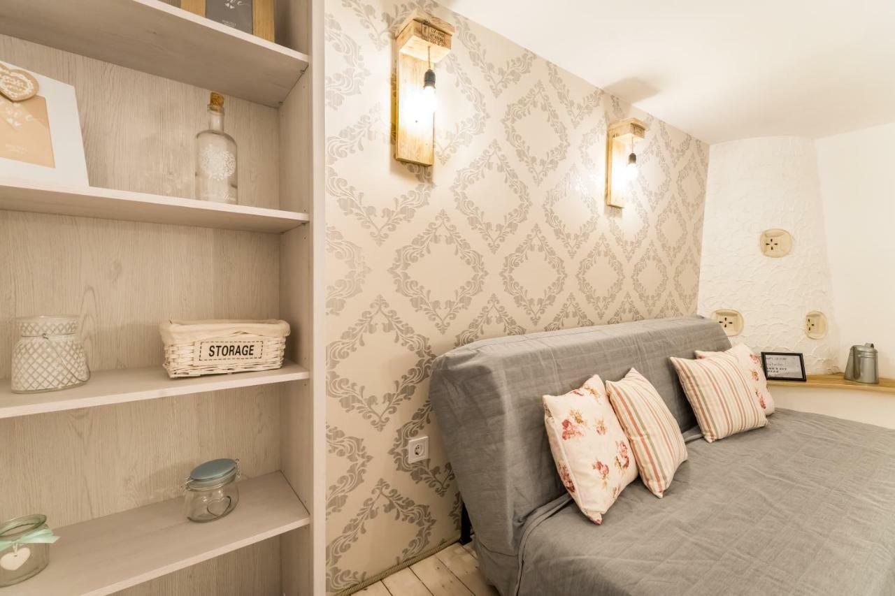 Bpr Vintage Garden Apartment With Terrace & Sauna Budapeste Exterior foto